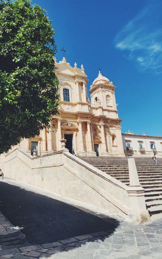 Overlookingsea Lido di Noto ภายนอก รูปภาพ